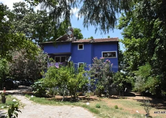 Likya Saklibahce ホテル ケメル